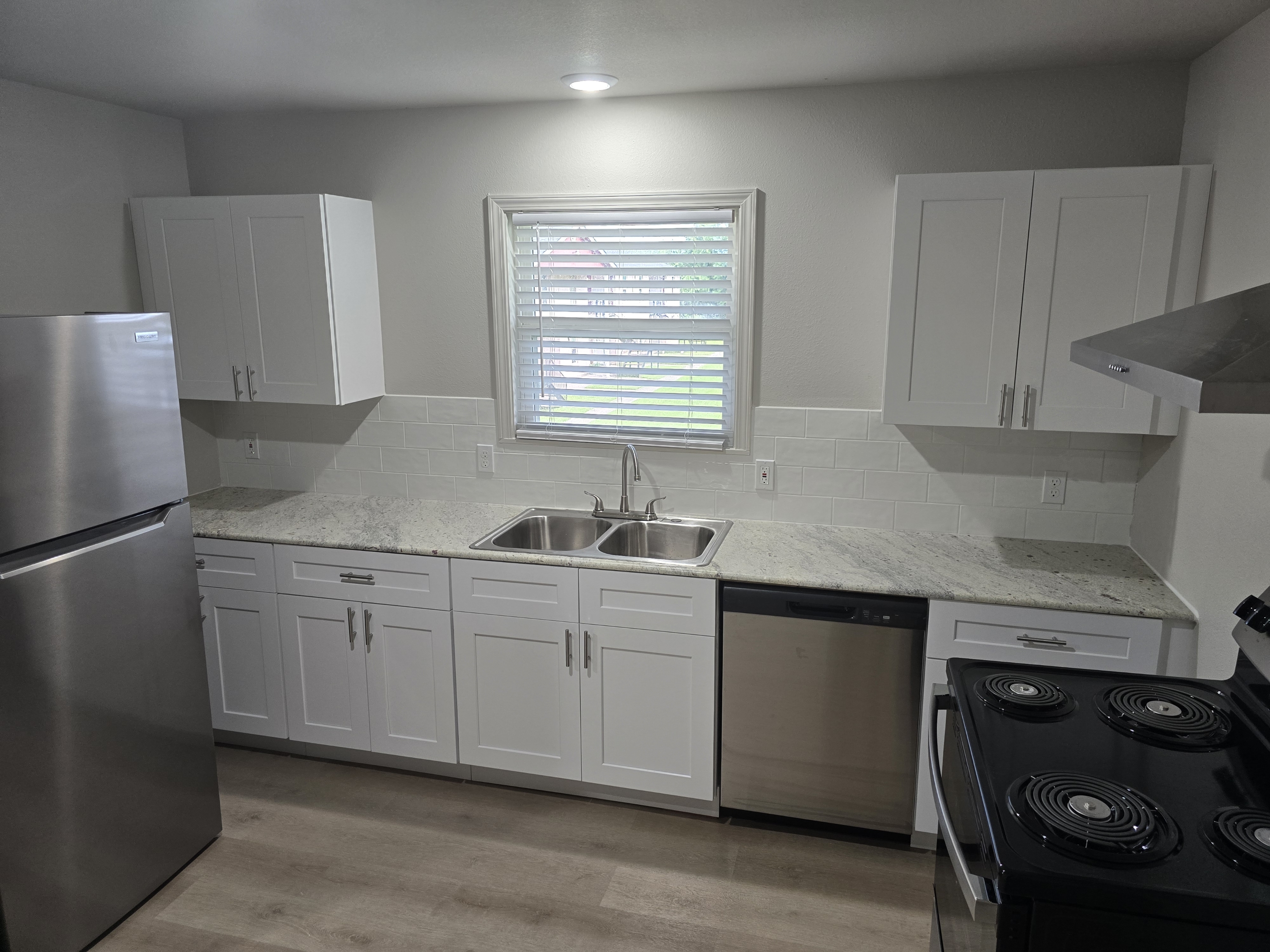 1571 Texas Ave., Apt. 15